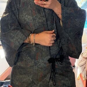 Stylish Kimono with Black Tie